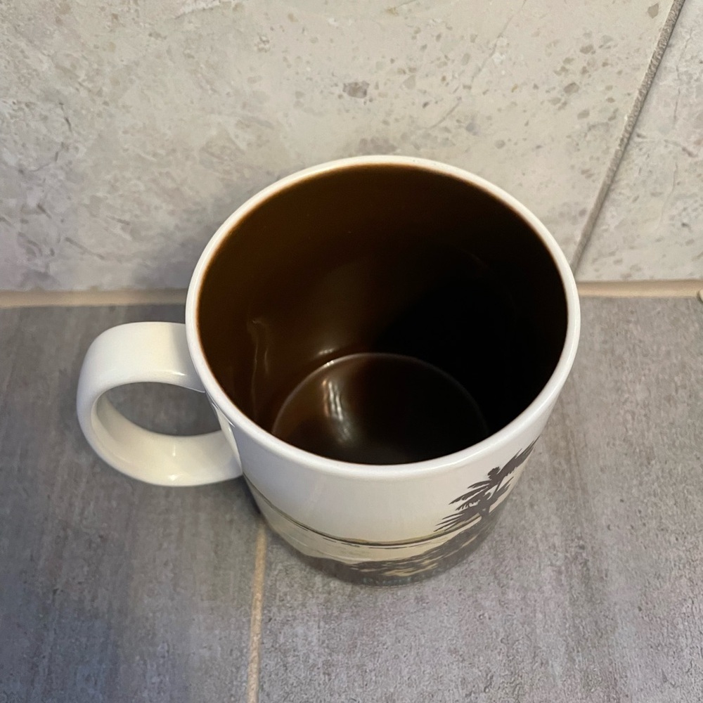 Starbucks Puerto Rico Ceramic Collectors Mug - White & Green - Picture 3 of 5
